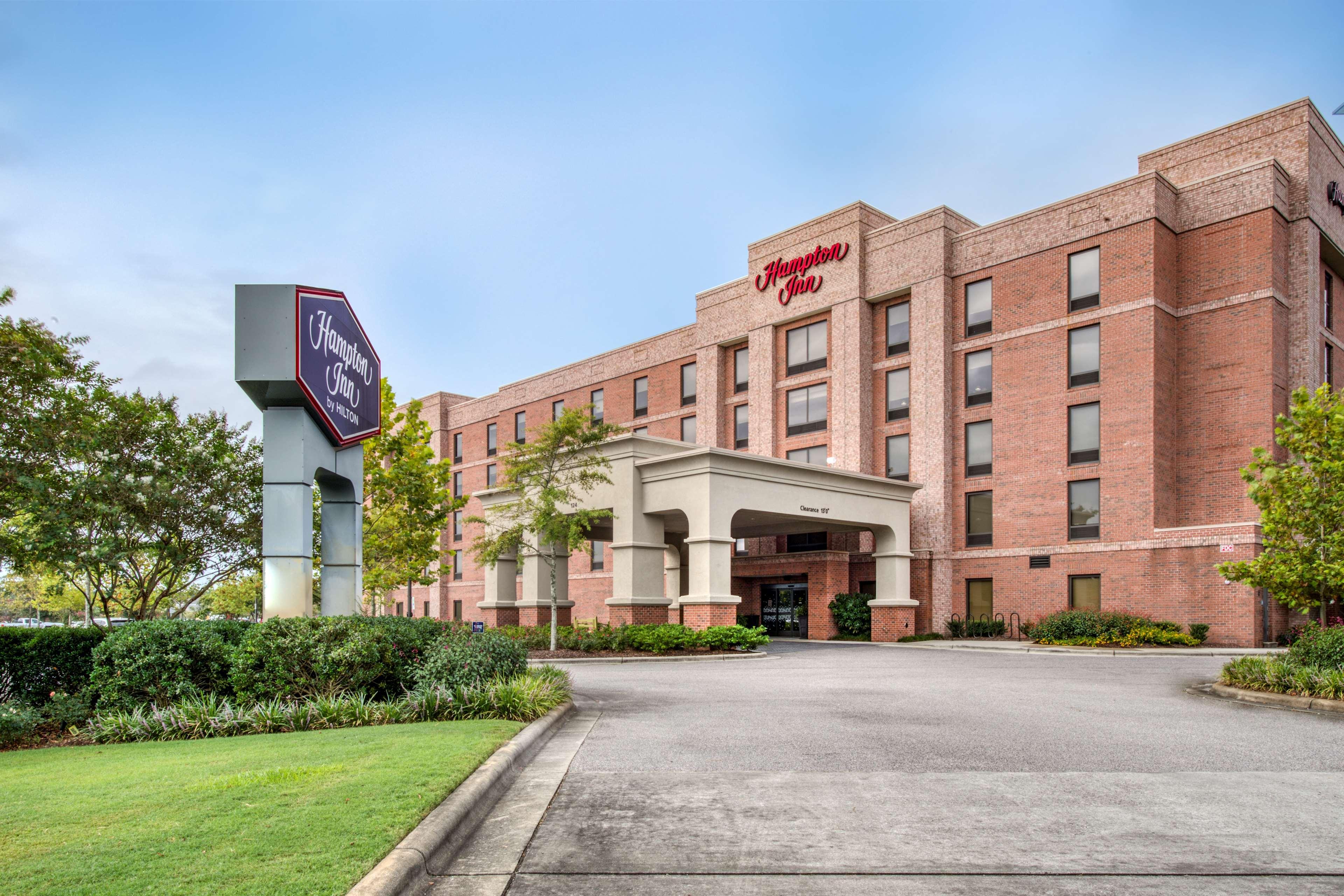 Hampton Inn Wilmington University Area Bagian luar foto