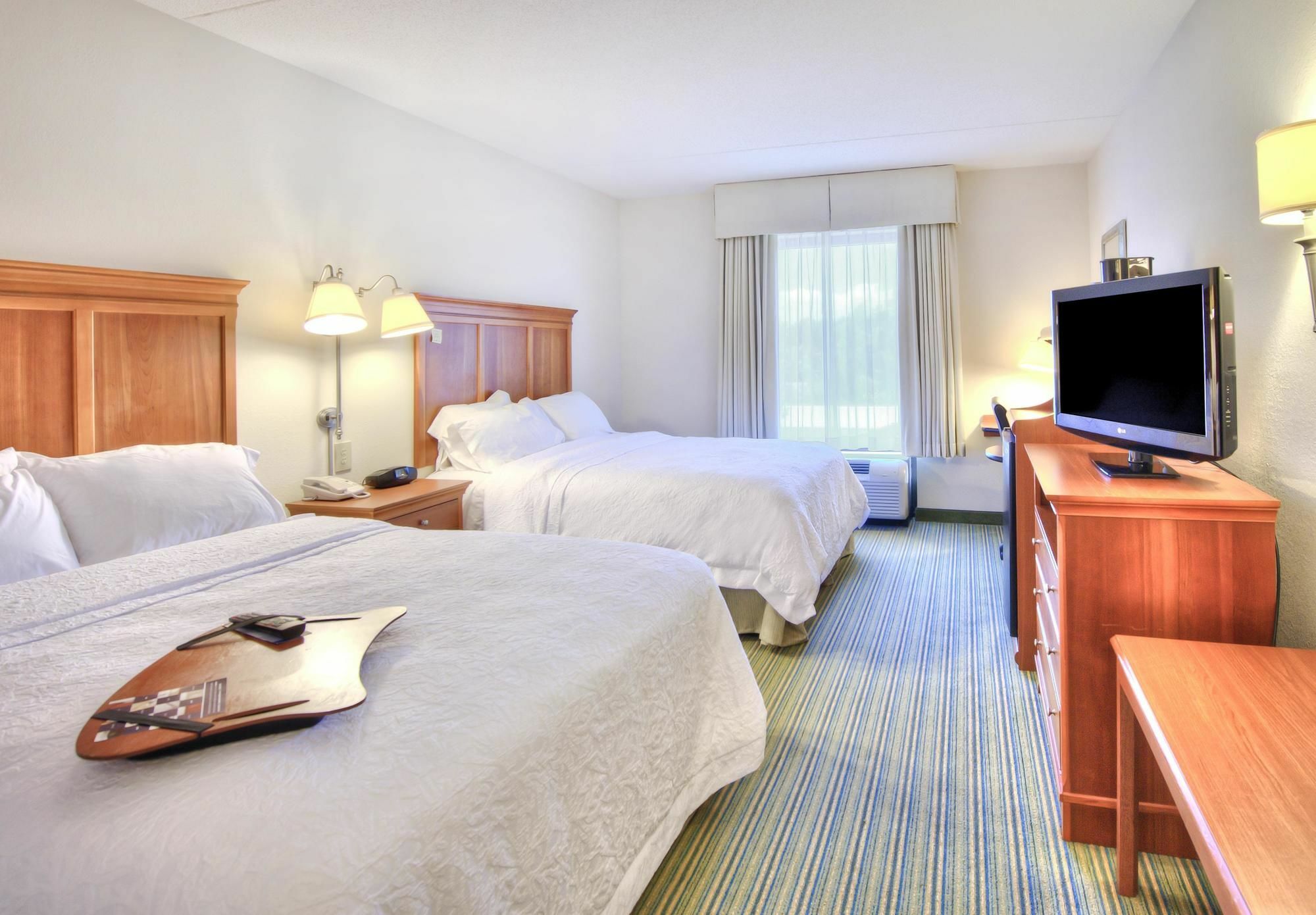 Hampton Inn Wilmington University Area Bagian luar foto